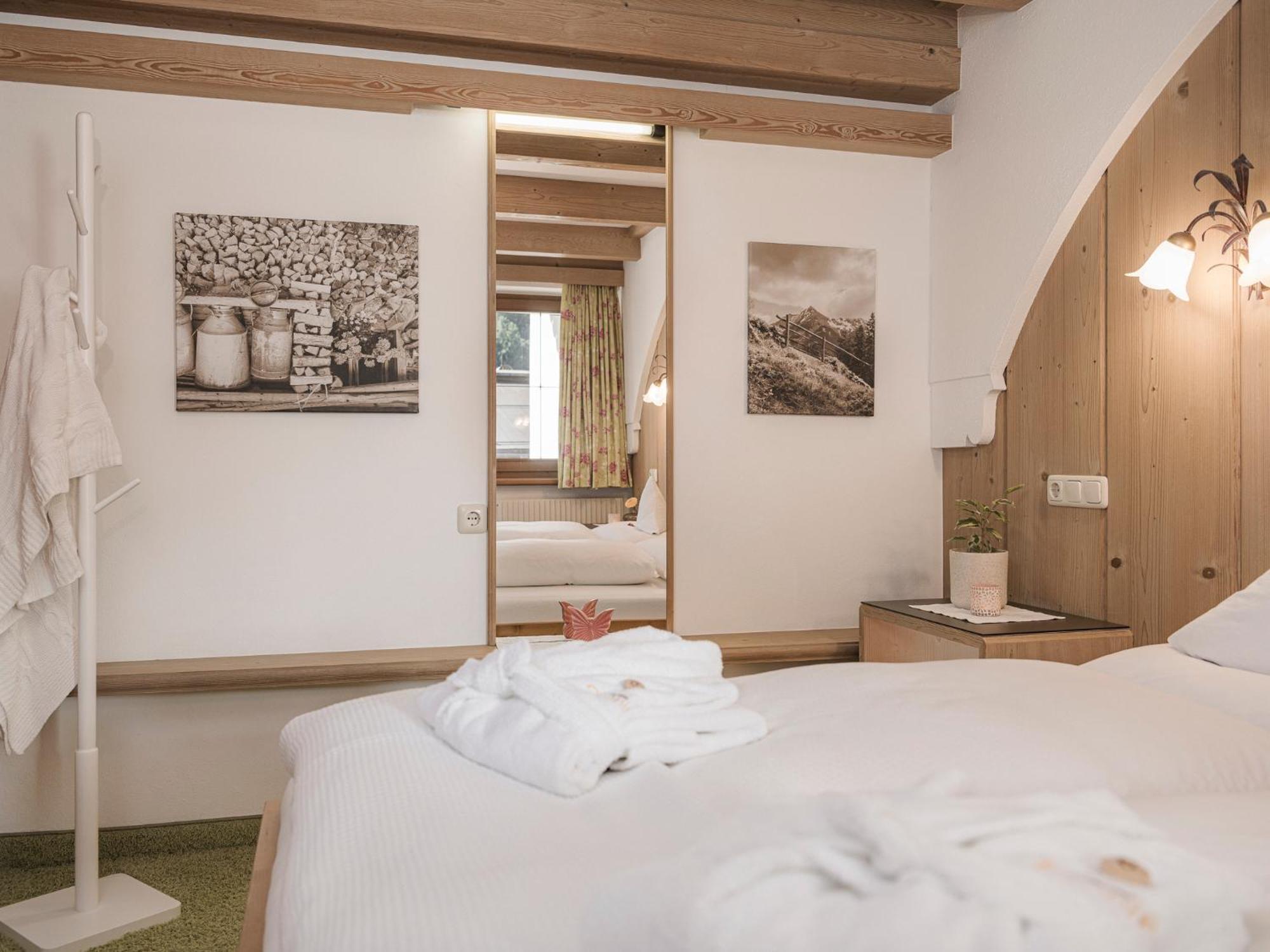 מאיירהופן Apparthotel "Landhaus Veronika" מראה חיצוני תמונה