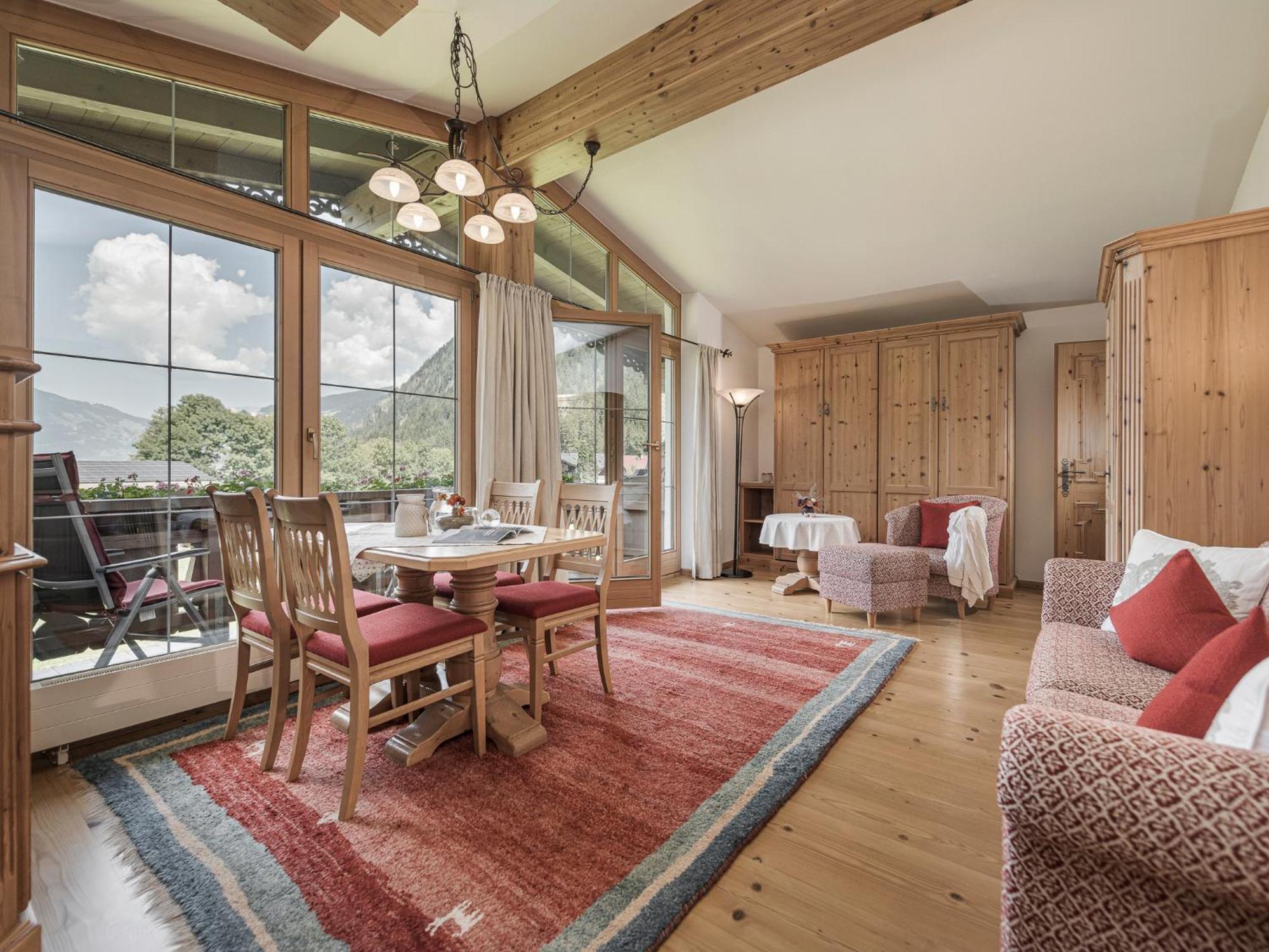 מאיירהופן Apparthotel "Landhaus Veronika" מראה חיצוני תמונה