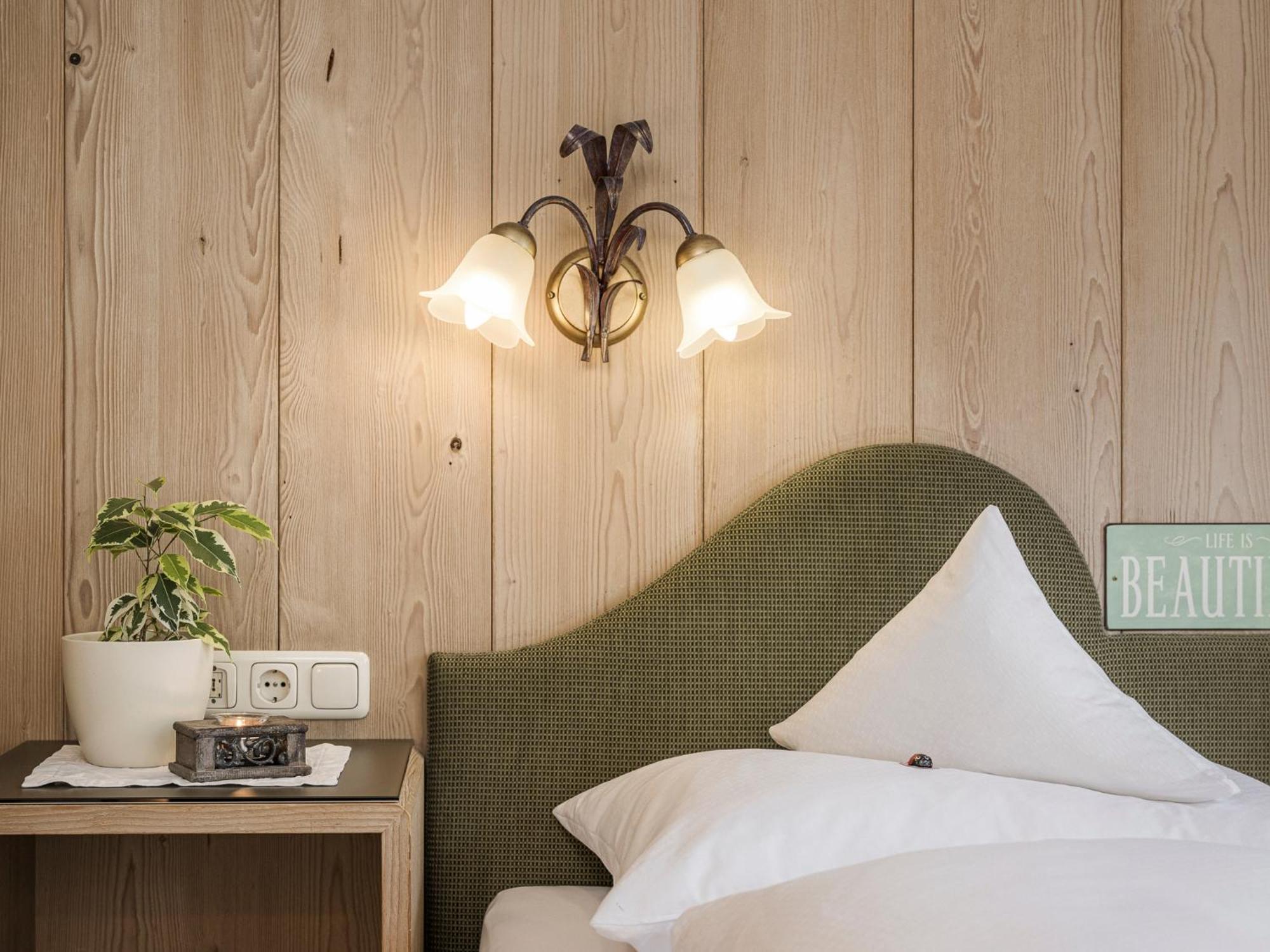 מאיירהופן Apparthotel "Landhaus Veronika" מראה חיצוני תמונה