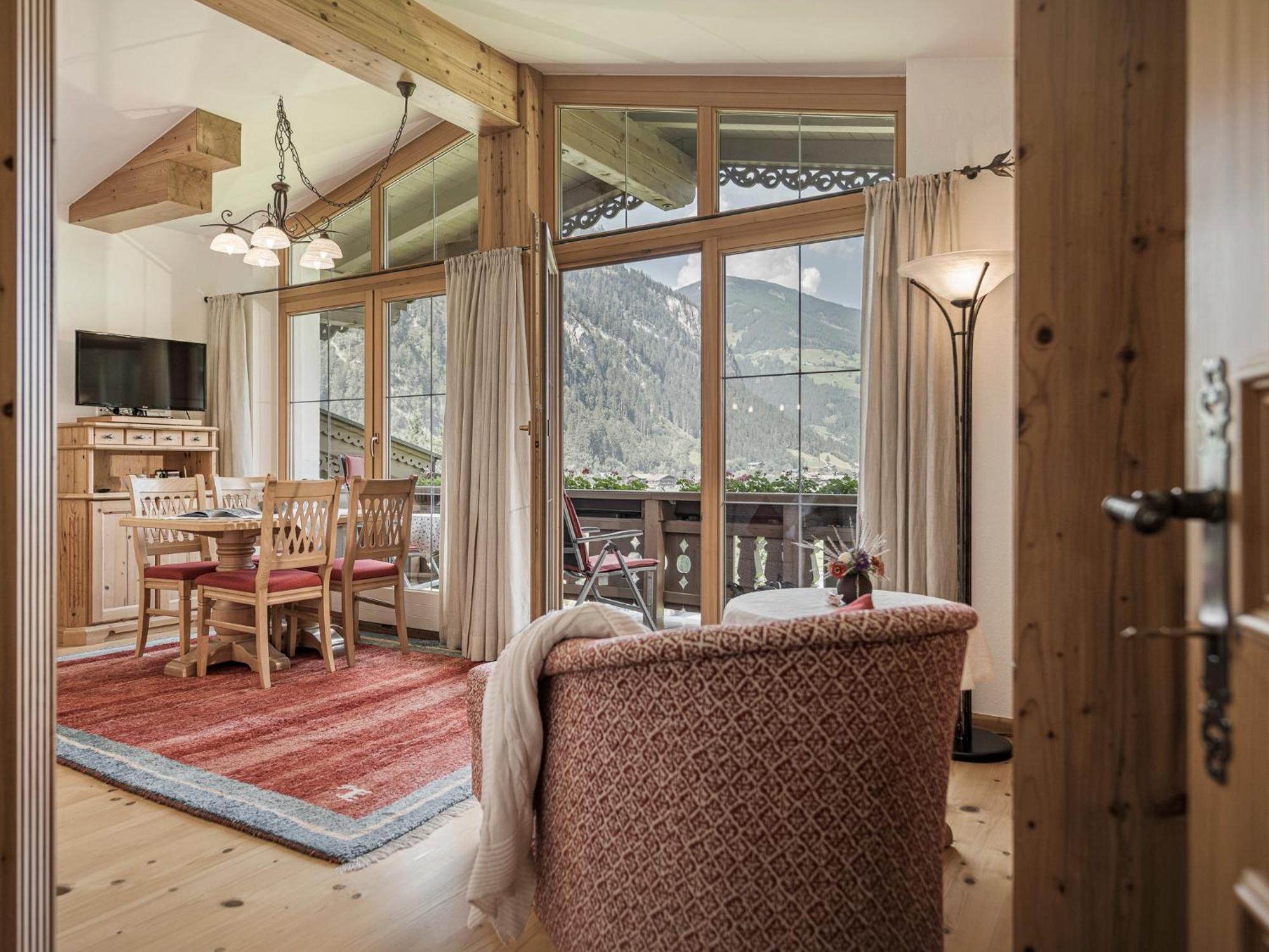 מאיירהופן Apparthotel "Landhaus Veronika" מראה חיצוני תמונה