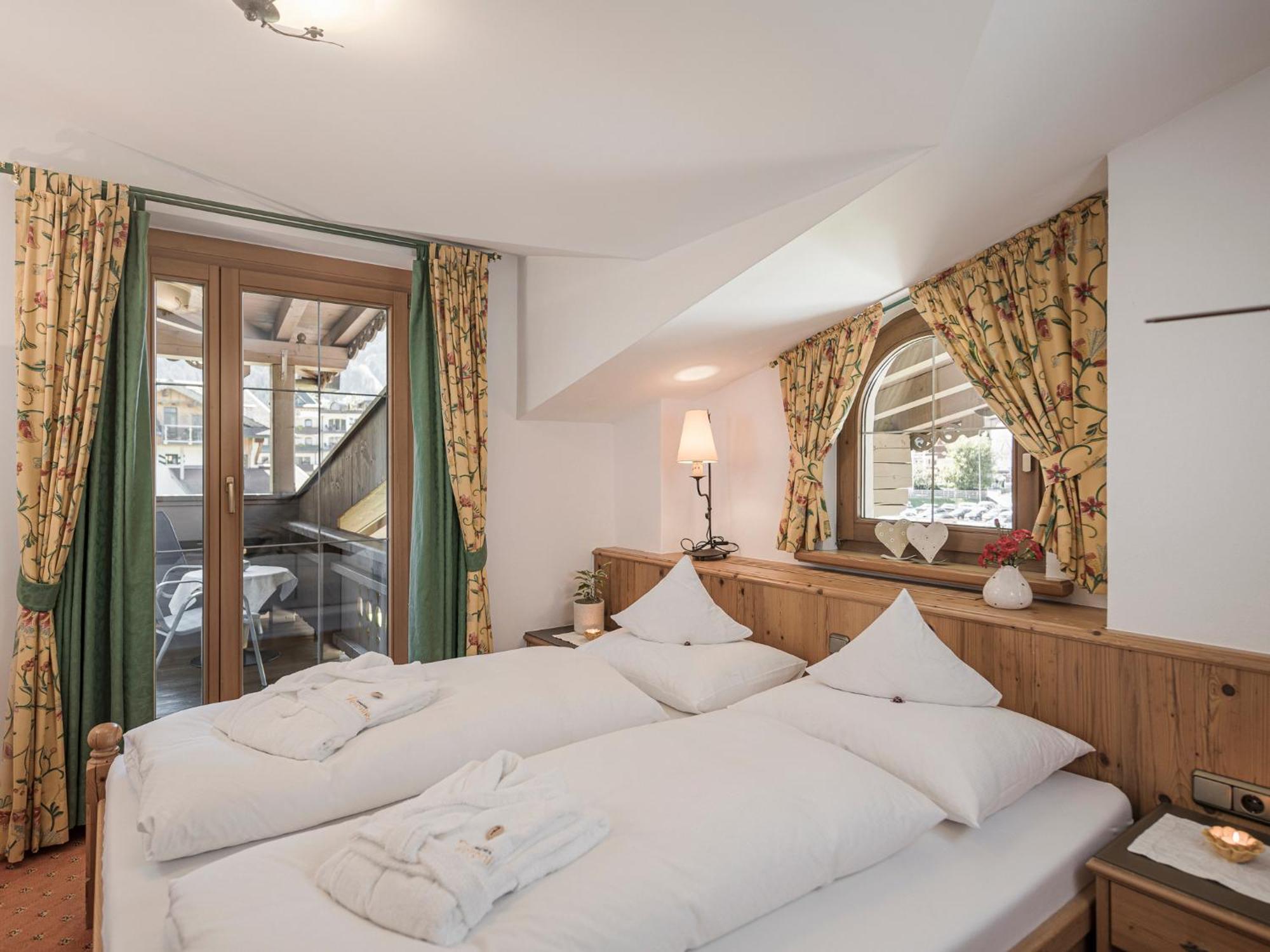 מאיירהופן Apparthotel "Landhaus Veronika" מראה חיצוני תמונה