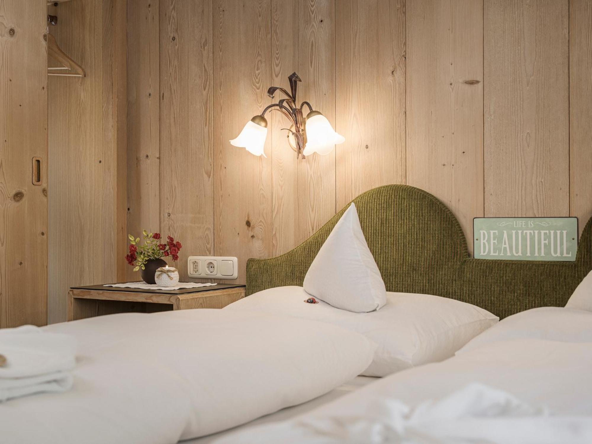 מאיירהופן Apparthotel "Landhaus Veronika" מראה חיצוני תמונה